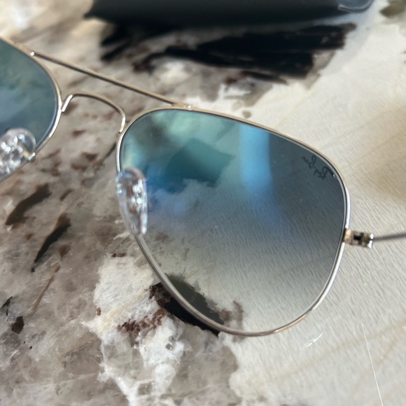 Ray-Ban Aviator Silver Frame Sunglasses with Blue Lenses - Picture 8 of 8